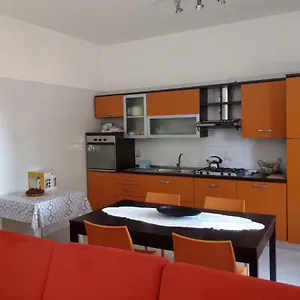 https://casa-paradiso.lecce-hotels.com